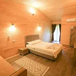 Casa de hóspedes Cinderella & 3*