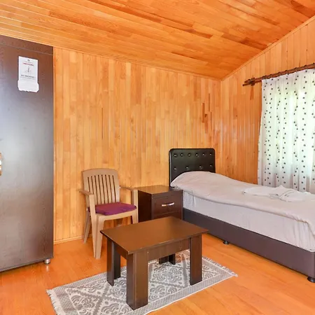 Cinderella & Pensión 3*